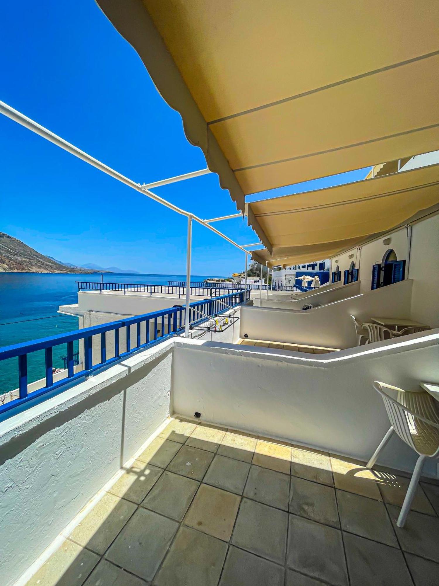 The Blue House Hotel Loutro Exterior foto